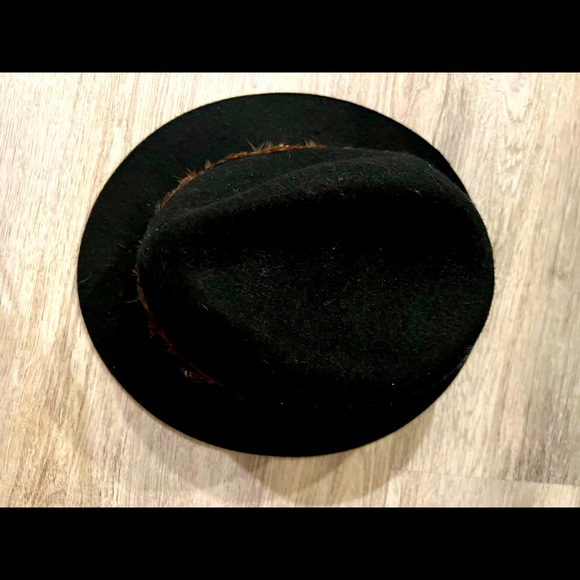 Free People Black fedora with feather band *Mobwife Aesthetic* - Picture 2 of 3